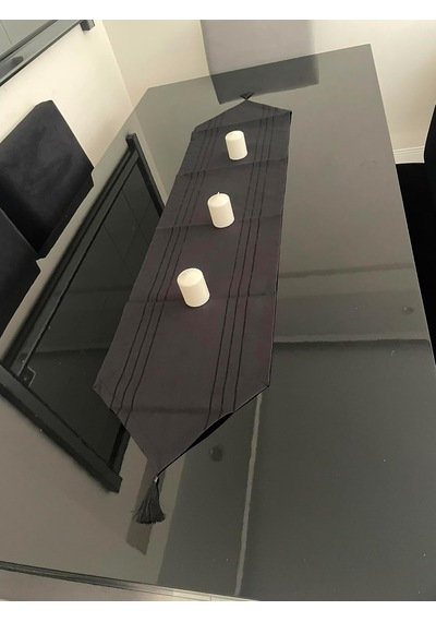 Lexroo Runner Leke Tutmaz Dertsiz Kumaş Dekoratif Püsküllü Siyah 35 X 140 Cm