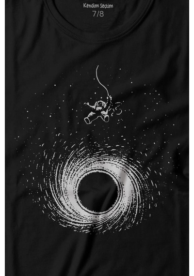 Kendim Seçtim Kara Delik Üstünde Salınan Astronot Uzay Karadelik Baskılı Tişört Çocuk T-shirt 001