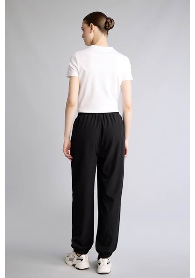 Defacto Standart Fıt Jogger Paça Uzun Sporcu Siyah Kadın Pantolon A2437ax/bk81