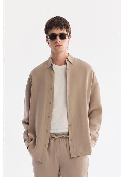 Avva Erkek Bej Alttan Britli Yaka Nefes Alan Modal Karışımlı Soft Touch Oversize Fit Gömlek A61y2168