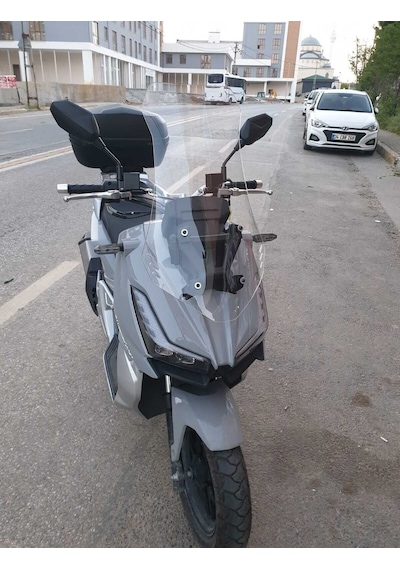 Motocam Motolüx Wow 150 Ön Cam 2023-2026 Model 65cm Şeffaf Renkli 4mm Orta Boylu