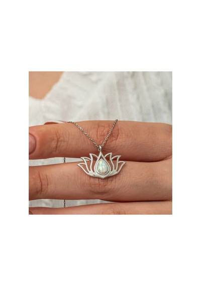 Gümüş Beyaz Opal Taşlı Lotus Kadın Kolye Gümüş Gümüş