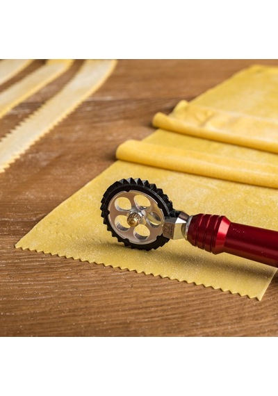 Marcato Pastawheel Makarna Hamuru Kesme Çarkı Kırmızı Renk