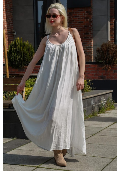 Madmext Beyaz Halter Yaka Askılı Uzun Basic Kadın Elbise Mg2163 Beyaz