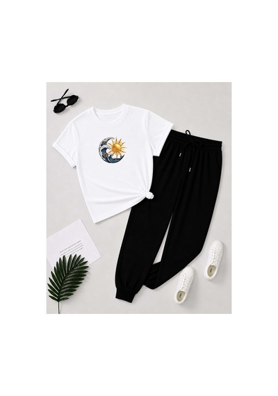 Herkesemoda Ay Güneş Baskı Detaylı T-shirt Eşofman Takımı Beyaz