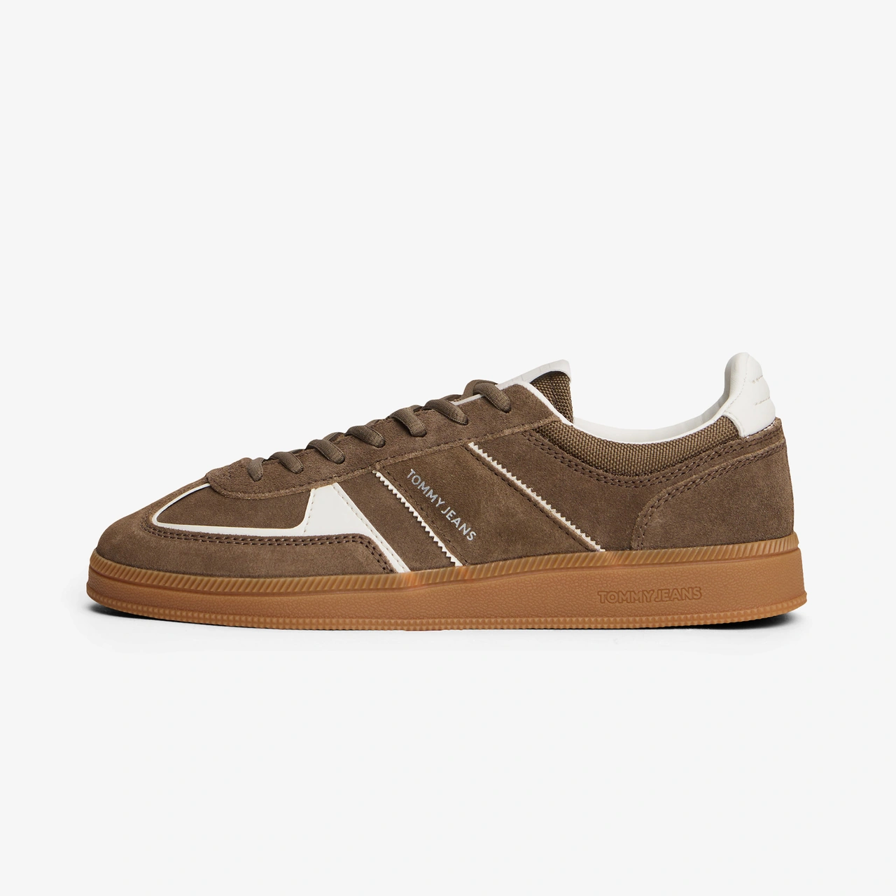 Tommy Hilfiger Kadın The Greenwich Edge Süet Kahverengi Sneaker En0en02838 Kahverengi Tommy Hilfiger Kadın The Greenwich Edge Süet Kahverengi Sneaker En0en02838 Kahverengi