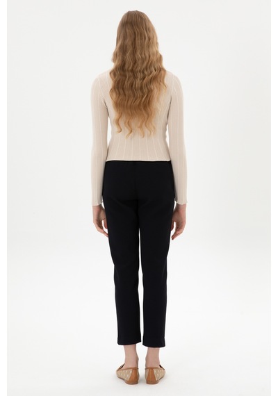 U.S. Polo Assn. Kadın Lacivert Carrot High Waist Fit Kanvas Pantolon 50316902-VR033 U.S. Polo Assn. Kadın Lacivert Carrot High Waist Fit Kanvas Pantolon 50316902-VR033