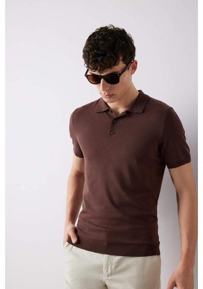 DeFacto Standart Fit Polo Yaka Triko Kısa Kollu Tişört E3241AX25SPBN496 DeFacto Standart Fit Polo Yaka Triko Kısa Kollu Tişört E3241AX25SPBN496