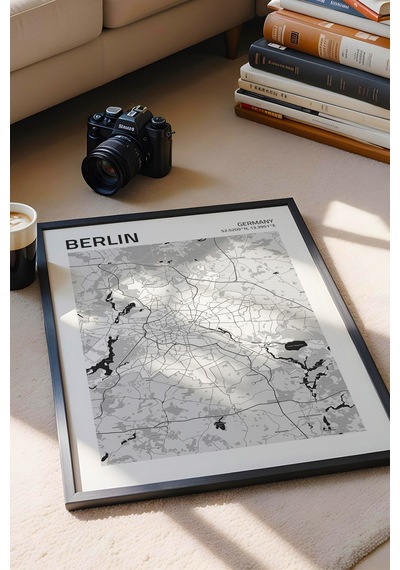 Berlin Almanya Germany Haritası Çerçeveli Tablo Lüks Salon Ofis Duvar Dekorasyonu Hediyelik Tablo