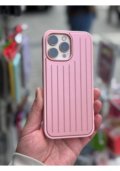Apple Uyumlu iPhone 16 Pro Max Uyumlu Çizgili Valiz Desenli Premium Kılıf Pembe