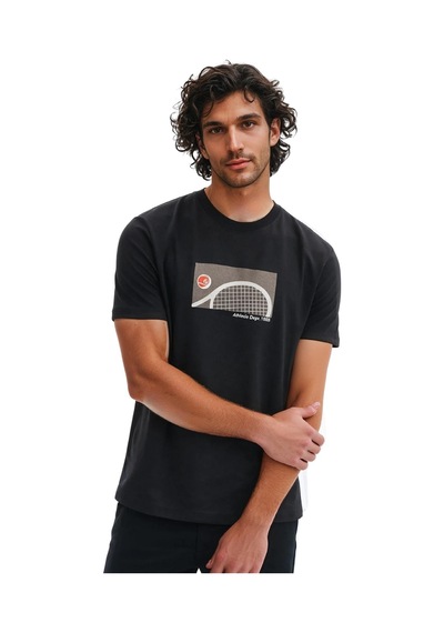 Arma Ar-ma Erkek Bisiklet Yaka Tişört Resim Baskili Örme Kumaş Regular Fit %100 Pamuk 30/2 Süprem Y31344448502 Siyah-s1 Arma Ar-ma Erkek Bisiklet Yaka Tişört Resim Baskili Örme Kumaş Regular Fit %100 Pamuk 30/2 Süprem Y31344448502 Siyah-s1