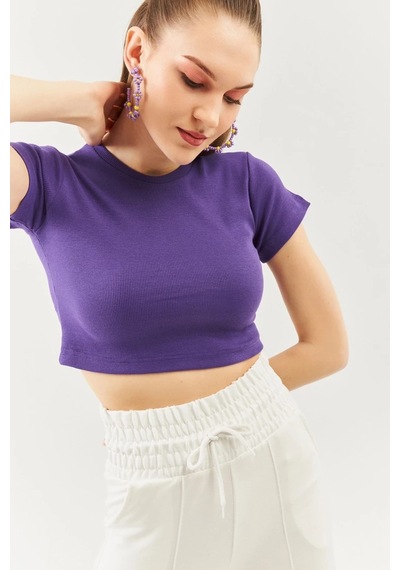 Butikgiz Kadın Kısa Kol Bisiklet Yaka Vücuda Oturan %100 Pamuklu Kaşkorse Esnek Crop Bluz Mor