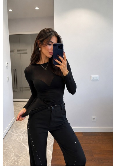 Unika Boutique Transparan Detaylı Bluz siyah