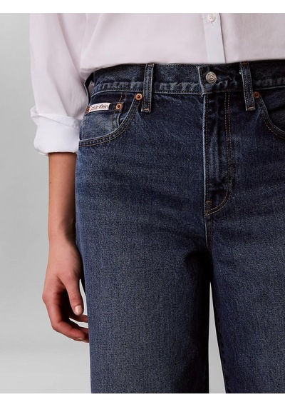 Calvin Klein Kadın Normal Kesim Yüksek Bel Geniş Paça Pamuklu Denim Mavi Jeans Lv047f727g-sd3-13708 Mavi Calvin Klein Kadın Normal Kesim Yüksek Bel Geniş Paça Pamuklu Denim Mavi Jeans Lv047f727g-sd3-13708 Mavi