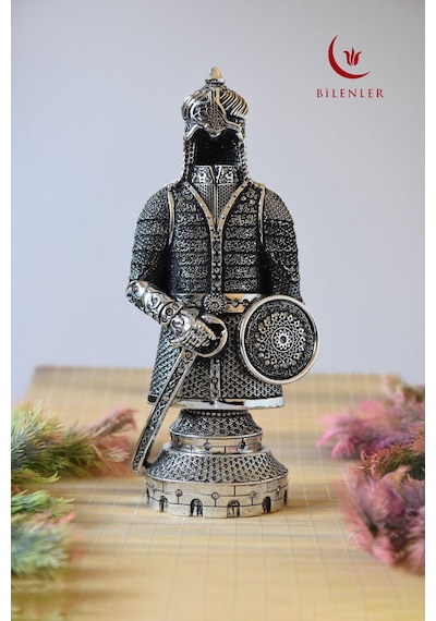 Fetih Zırh Ayetel Kürsi Biblo 11x27 Cm Orta Boy Gümüş Renk Metal Dekoratif Aksesuar Gri