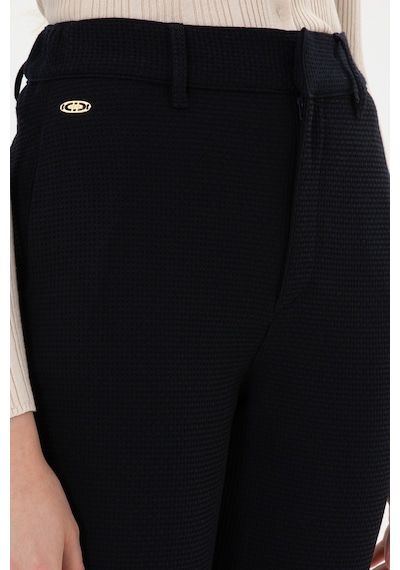U.S. Polo Assn. Kadın Lacivert Carrot High Waist Fit Kanvas Pantolon 50316902-VR033 U.S. Polo Assn. Kadın Lacivert Carrot High Waist Fit Kanvas Pantolon 50316902-VR033