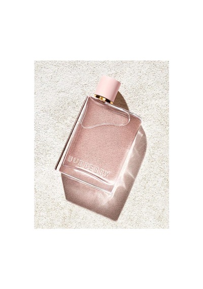 Burberry Her Edp 50 Ml Kadın Parfüm 1 Paket 1 X 50 Ml Diğer