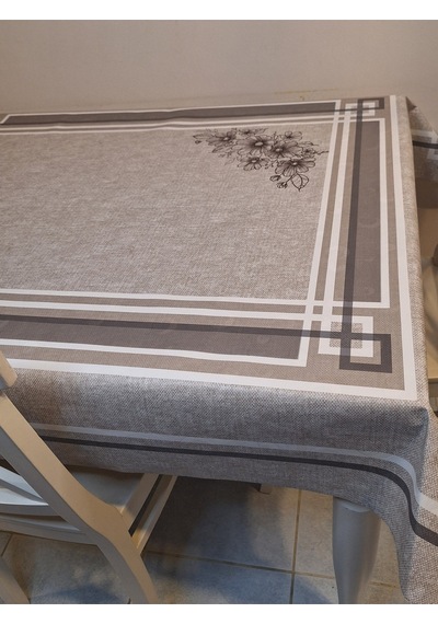Dora Pano Elyaf Tabanlı Pvc Muşamba - Desenli Silinebilir 120 X 140 Hazır Masa Örtüsü Kahverengi