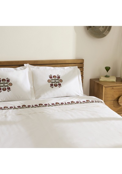 Karaca Home Nubea Nakışlı Çift Kişilik Nevresim Takımı Beyaz Beyaz