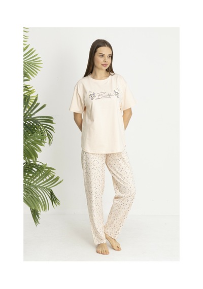 Estiva Kadın Flora Alt Desenli Somon Penye Lycra Kısa Kollu Pijama Takımı Çok renkli Estiva Kadın Flora Alt Desenli Somon Penye Lycra Kısa Kollu Pijama Takımı Çok renkli