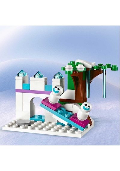 LEGO® Disney 43172 Karlar Ülkesi Elsa'nın Büyülü Buz Sarayı 701 Parça