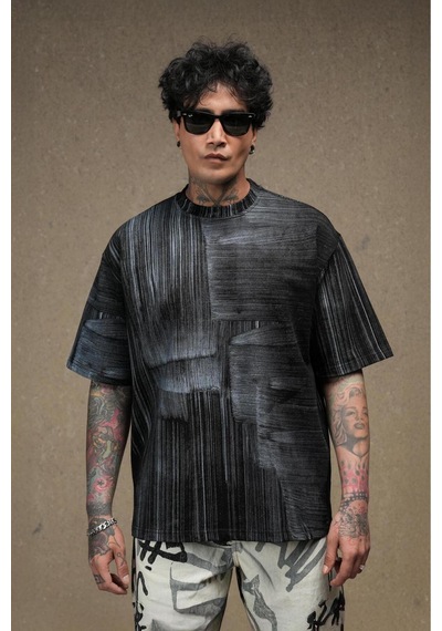 Black Sırt Yazı Detaylı Oversize Tshirt Siyah