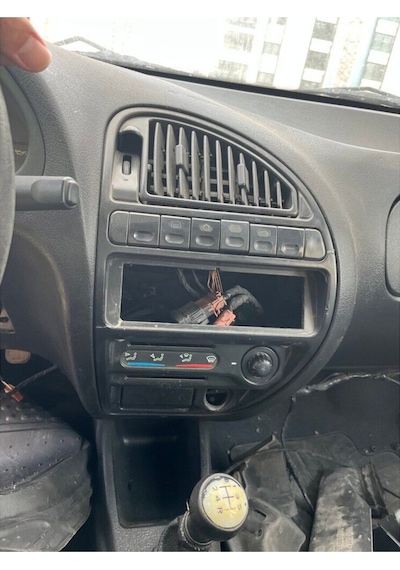 Citroen Saxo Orta Konsol Uyumlu