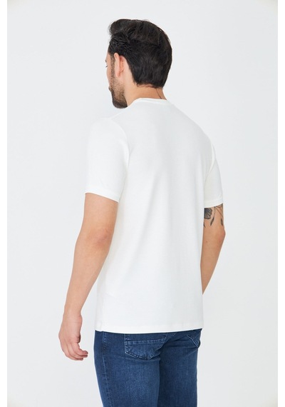 Beyaz Sıfır Yaka Basic T-shirt
