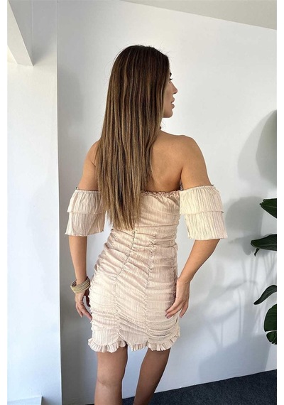 Fashion Cocktail Minik Kol Göğüs Korseli Drapeli Doğal Gofre Kumaş Pedli Süper Esnek Likralı Tüp Elbise Bej Fashion Cocktail Minik Kol Göğüs Korseli Drapeli Doğal Gofre Kumaş Pedli Süper Esnek Likralı Tüp Elbise Bej
