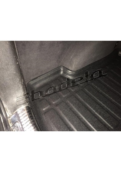 Vw Bora 1999-2005 Uyumlu Bagaj Paspası Havuzlu Kokusuz Kaucuk 3D