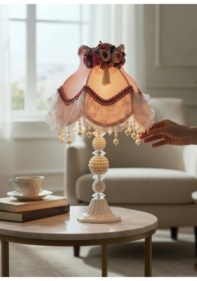 Pudra Pembe Kadife Erengül Çiçek Ve Dantel Süsleme Dekor Vintage Abajur 50x30cm Pembe