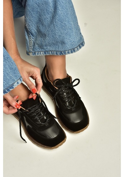 Fox Shoes Z312507561 Siyah Hakiki Deri Süet Kadın Spor Ayakkabı Sneakers