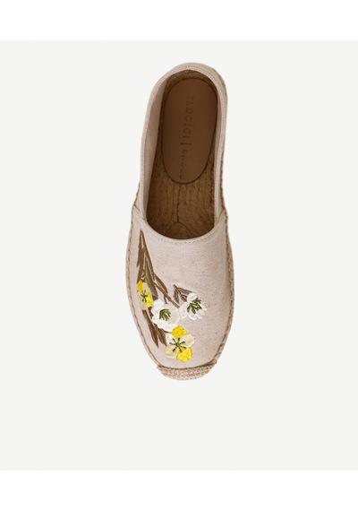 Yargıcı Küçük Çiçek Desenli Nakış İşleme Espadril 26ykay4028x 006 Ekru