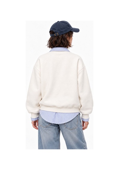 Hiccup İşlemeli Yuvarlak Yaka Uzun Kollu Sweatshirt Beyaz