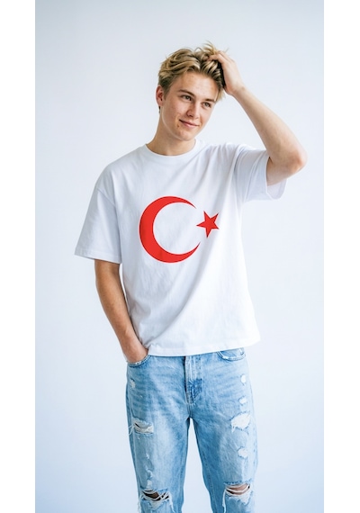 Hoxie Unisex Ay Yıldız Baskılı Beyaz T-shirt - Türk Bayrağı Tasarımlı Pamuklu Oversize Tişört Hoxie Unisex Ay Yıldız Baskılı Beyaz T-shirt - Türk Bayrağı Tasarımlı Pamuklu Oversize Tişört