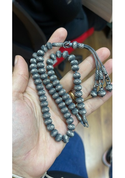 Zarafetin İncisi: Oksitli Gümüş Kazaziye Tesbih Ve Bileklik Kombini- Hediyelik Özel Kutusunda