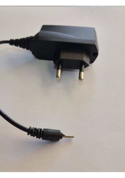 Nokia Uyumlu İnce Uçlu Şarj Cihazı 5v 500mah 60cm