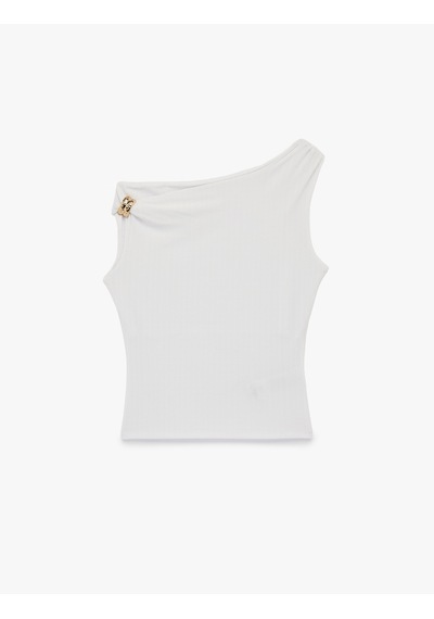 Koton Regular Fit Asimetrik Yaka Metal Aksesuarlı Kolsuz Bluz Beyaz 6sak10381ek