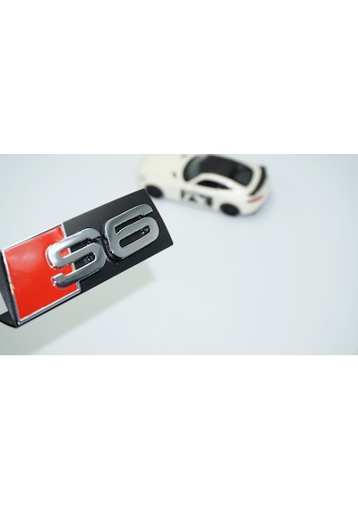 Dk Tuning S6 Gümüş Kırmızı 3d Ön Panjur Logo Audi İle Uyumlu