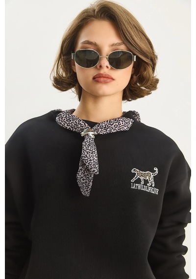 Shade Kadın Fular Detaylı Leopar Nakışlı Üç İplik Şardonlu Oversize Sweatshirt 6917 60283616 - Siyah