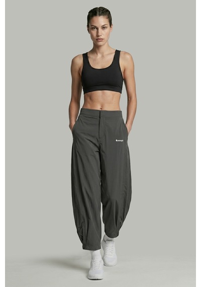 Woneagle Kadın Bol Kesim Paçası Büzgülü Spor Jogger Pantolon Koyu Gri Antrasit Gri Antrasit Gri Woneagle Kadın Bol Kesim Paçası Büzgülü Spor Jogger Pantolon Koyu Gri Antrasit Gri Antrasit Gri