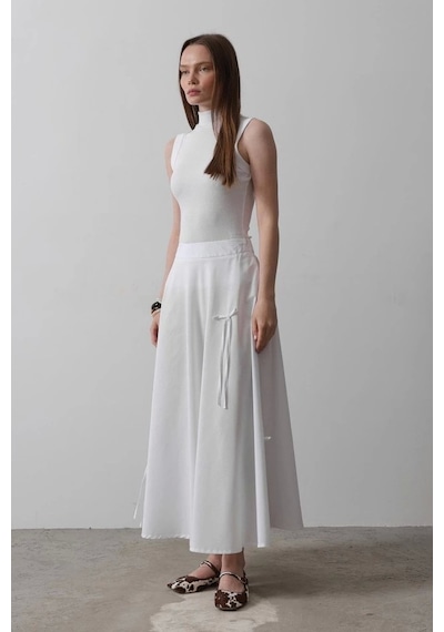 Defymoda Fiyonk Kloş Etek - Beyaz Beyaz
