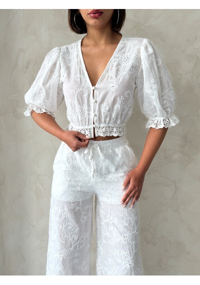 Verymoda Fisto Detaylı Nakışlı Bluz D2875 Krem