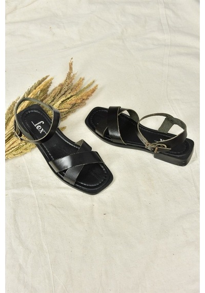 Fox Shoes Siyah Hakiki Deri Çapraz Bantlı Günlük Kadın Sandalet (539485616)