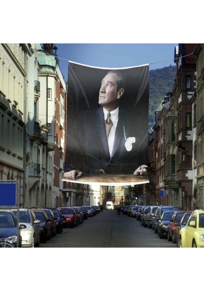 Göğe Bakan Mustafa Kemal Atatürk Cephe Poster Bayrak-4x6 Metre 1