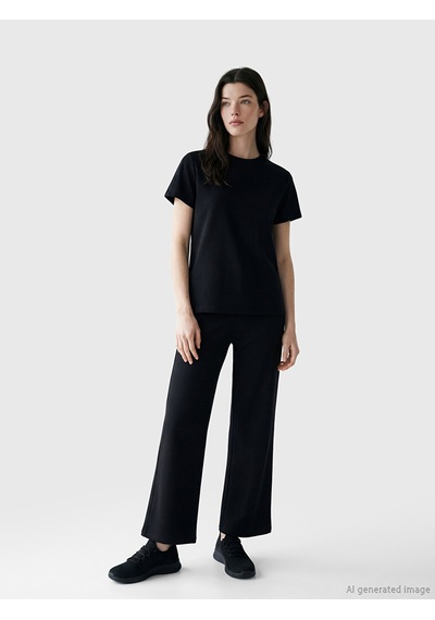 Lcw Comfort Siyah Bisiklet Yaka Soft Touch Kadın Tişört