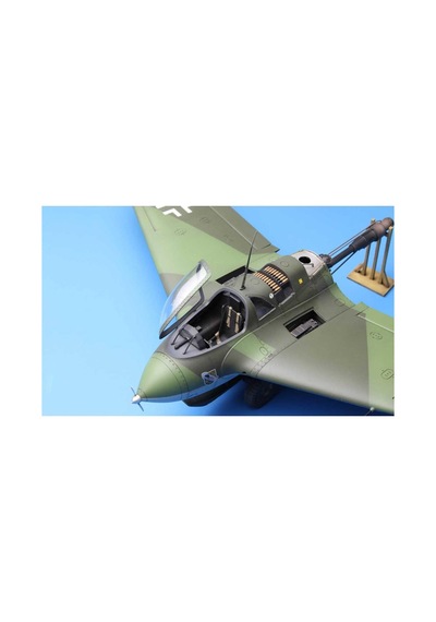 1/32 Messerschmitt Me163b Komet Savaş Uçağı Maketi, Meng Qs001