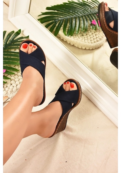 Fox Shoes Lacivert Çapraz Bantlı Keten Kadın Terlik K674041005
