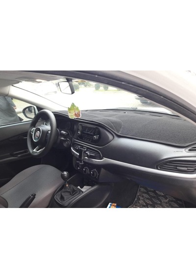 2015-2020 Modellerine Uygun Fiat Egea Ekransız Torpido Koruma Halısı Siyah Kenar Renk Siyah