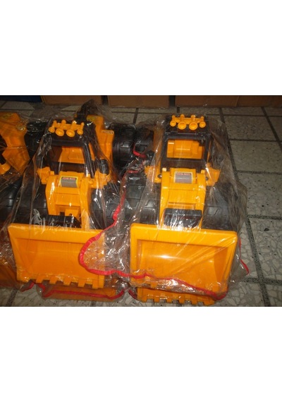 Büyük Boy Iş Makinesi Kepçe Dozer Big Dozer 1231